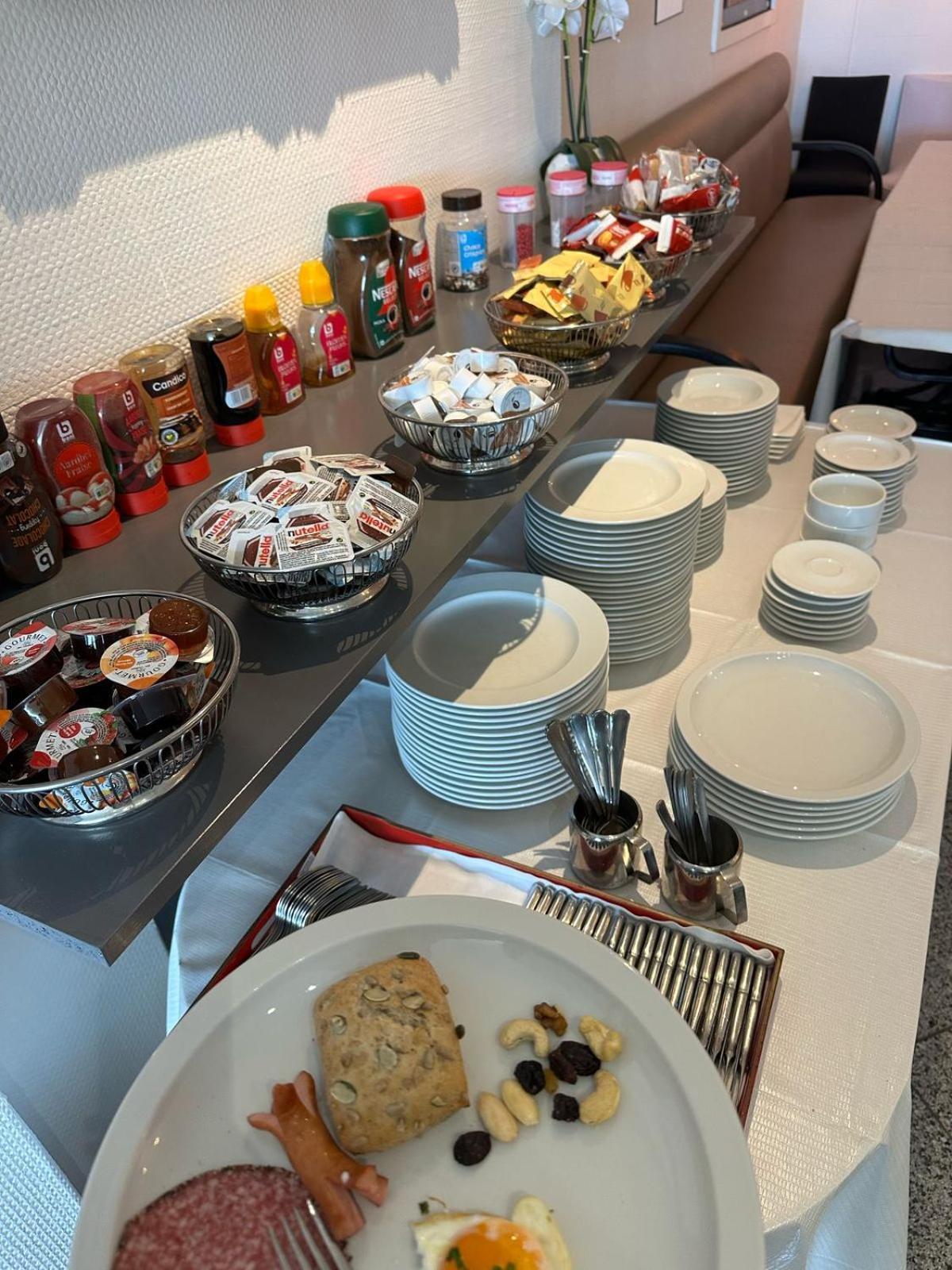 Hotel Monaco Zeebrugge Beach By Rikas Hotels Ngoại thất bức ảnh